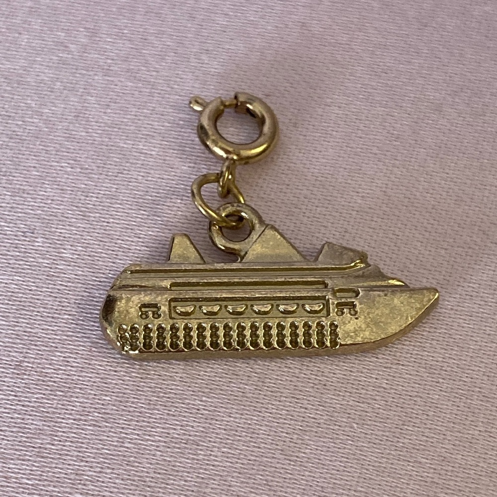 NWOT - Diamonds International Brassy Gold Tone Metal Hanging Cruise Ship Charm